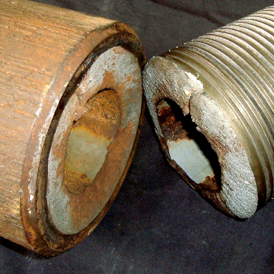 Aspect of the broken pin after removal from the box end.