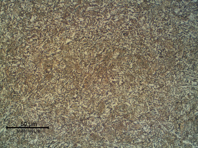 Micrographic detail of the bainitic microstructure of the base metal in the longitudinal section.