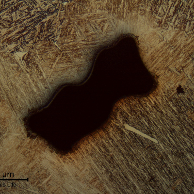 Region of a casting void in the blade.