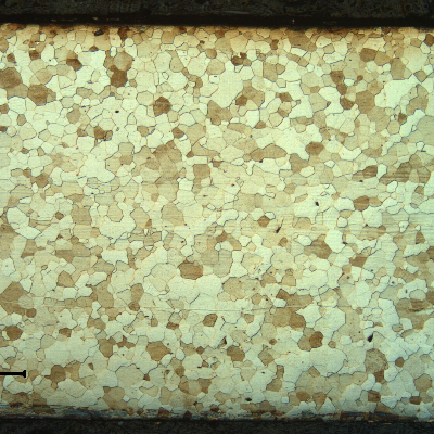 Equiaxial grains of a ferritic structure, in a longitudinal section of the tube.