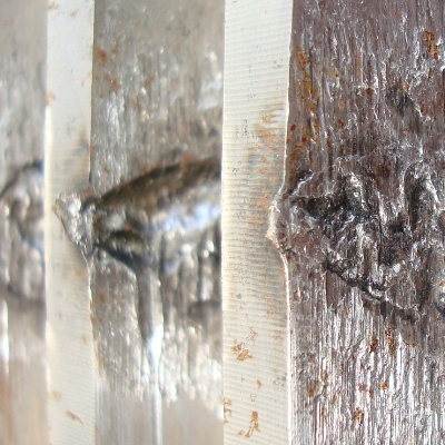 The tooth contact surface of the SPUR RACK shows adhesive wear damage after a short time in service.