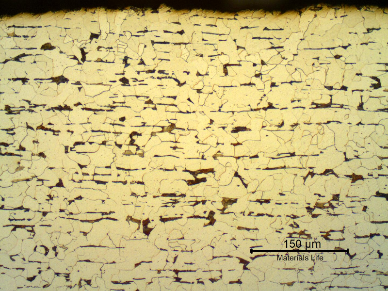 Micrography of the transverse section of the rolled shape presenting a ferritic-pearlitic microstructure.
Transverse section, close to the surface.