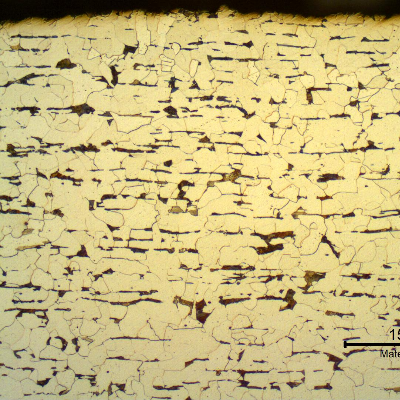 Micrography of the transverse section of the rolled shape presenting a ferritic-pearlitic microstructure.
Transverse section, close to the surface.