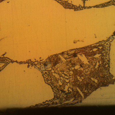 Micrographic detail of the structure at the internal surface.