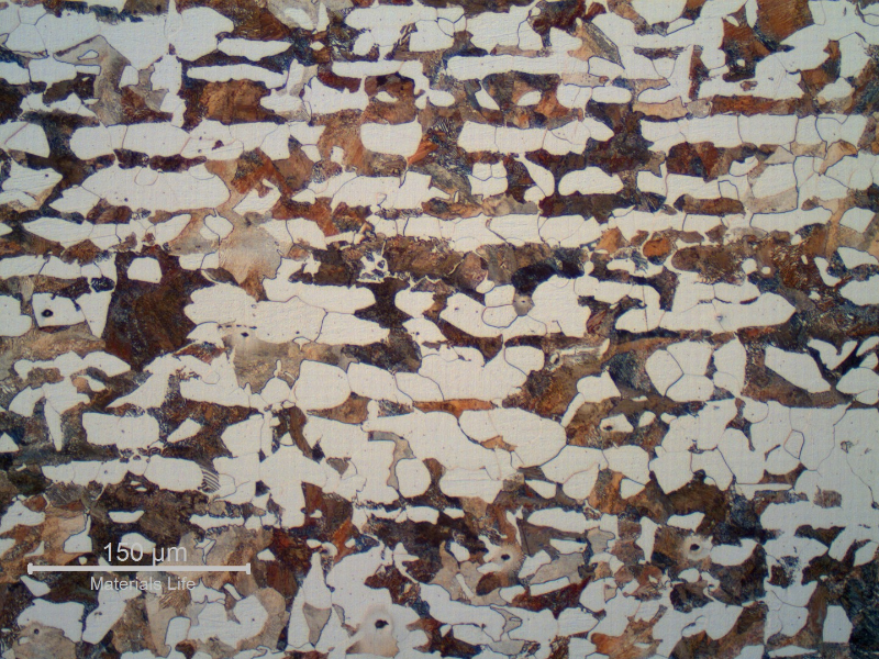 Micrographic detail of the ferritic-perlitic structure, typical of a hot forming process, in the center of the thickness.