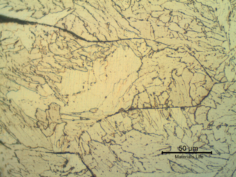 Micrographic detail of the segregated regions at the previous austenite coarse grains, close to the fusion line.