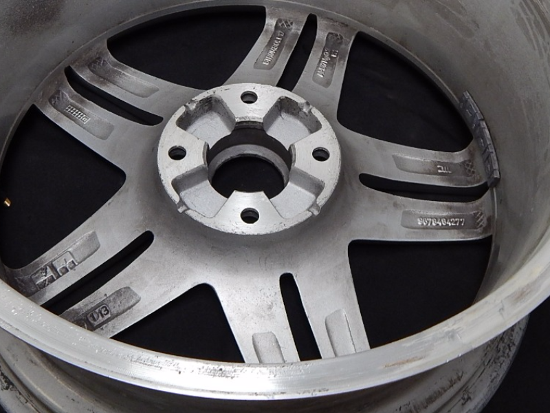 Aspect of the wheel. See the schematic drawing in the next figure