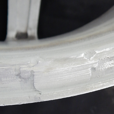 Detail of the welded region in the rim of the light alloy wheel.