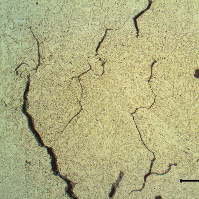 Micrographic aspect of thin cracks.