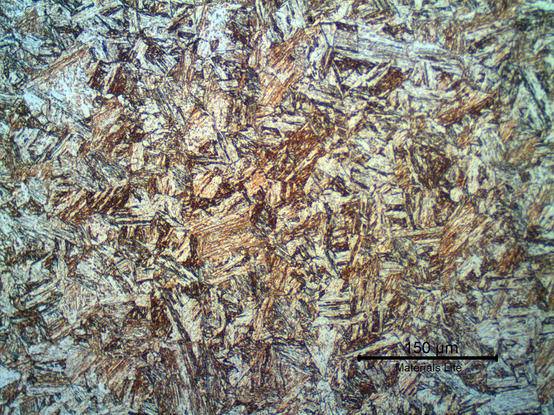 Micrographic aspect of the aged martensite structure of the 17-4 PH bolt, about 37 HRc.