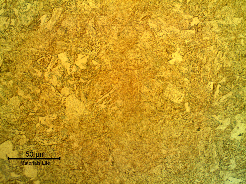 Micrographic aspect of the martensitic structure at the longitudinal section.