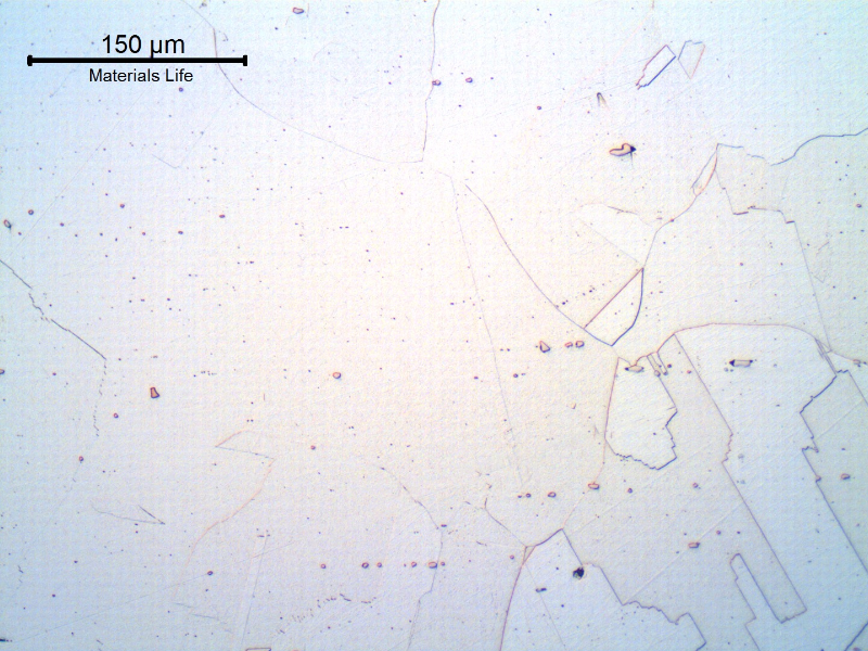 Micrographic detail of a longitudinal section of the bolt, close to the surface (ND 1/2"). The grain size is higher than the center of the bolt.