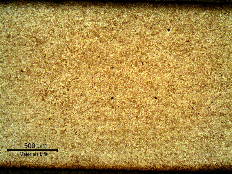 Micrography of a longitudinal section of the housing presenting a uniform tempered martensitic structure. The material presented a thickness about 2.5 mm in the region where the cracking started.