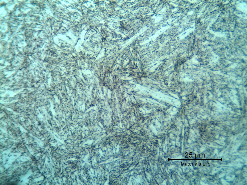 Micrography of the lifting padeye showing a quenched and tempered martensitic microstructure. The hardness level of the material is about 39 HRc.