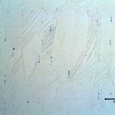 Micrographic detail of the strain hardened austenitic structure in the longitudinal section of the bolt.