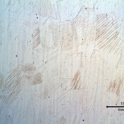 Micrography of the longitudinal section of the bolt, in the center of the body thickness. Strain hardened austenic structure.