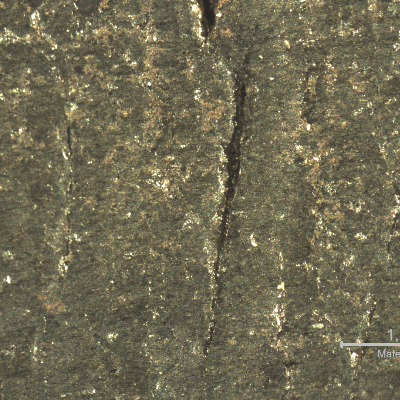 Aspect of the internal surface of the tube after cleaning, presenting small circunferential cracks.