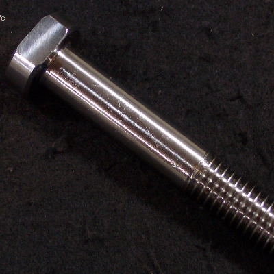 Aspect of the bolt analyzed to qualify the lot of fasteners to be adopted in subsea conditions, exposed to cathodic protection.