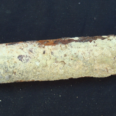 Aspect of the superheater ND 1" tube that was in operation for about 35,000 hours and presented a thick deposit at the external surface.