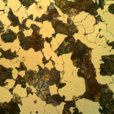 Micrography of the pin close to the interface with the spray and fuse layer. Transverse section. The fuse was conducted in high temperature and the pin was cooled very slowly, forming a ferritic-perlitic structure even for this high hardenability base metal.