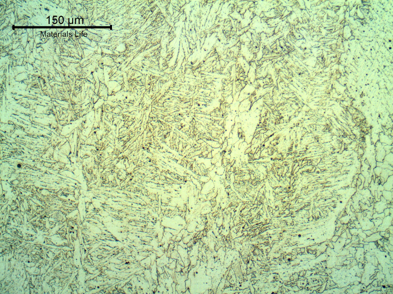 Micrography of the weld metal in the center os the weld. Columnar grains (of the previous austenite) with primary ferrite in the grain boundaries and acicular ferrite intragranular.