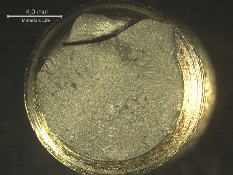 Allen stud, cadmium plated and chromate treated. The fracture appearance is brittle.