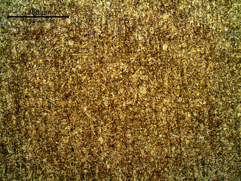 The microstructure of the bolt is martensitic in the center of the thickness. Longitudinal section.