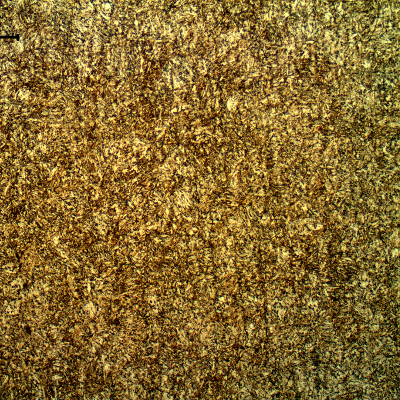 The microstructure of the bolt is martensitic in the center of the thickness. Longitudinal section.