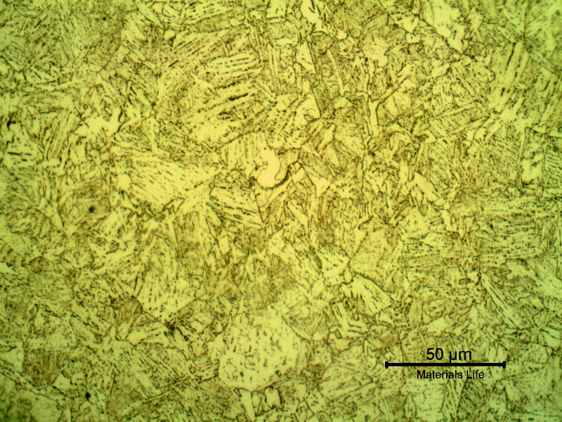 Micrographic detail of a longitudinal section of the pipe substrate showing a uniform bainitic microstructure,