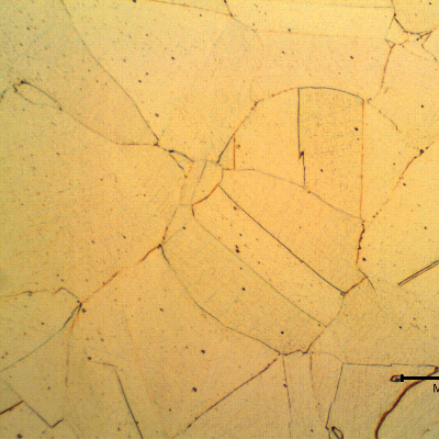 Micrographic detail of the transverse section of the drill collar, in the center of the thickness, presenting an uniform, granular, fully austenitic microstructure.