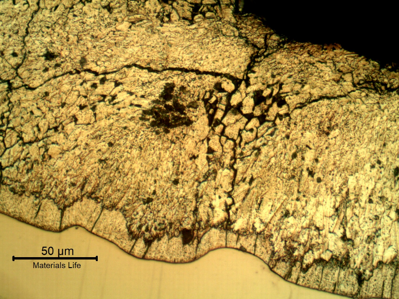 Micrographic detail of the zinc at the fracture surface.