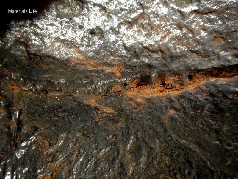 Detailed aspect of the internal surface of the pipe after cleaning, in a region where the pipe was leaking.