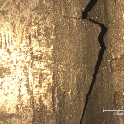 Detail of the external surface of the sleeve where the surface coating was detached, creating a lack of sealing condition.