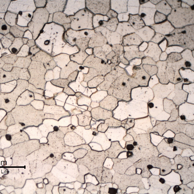 Micrography of a fork longitudinal section, in the center of the thickness, at the scoop position. The ferritic grains are equiaxial and uniform.