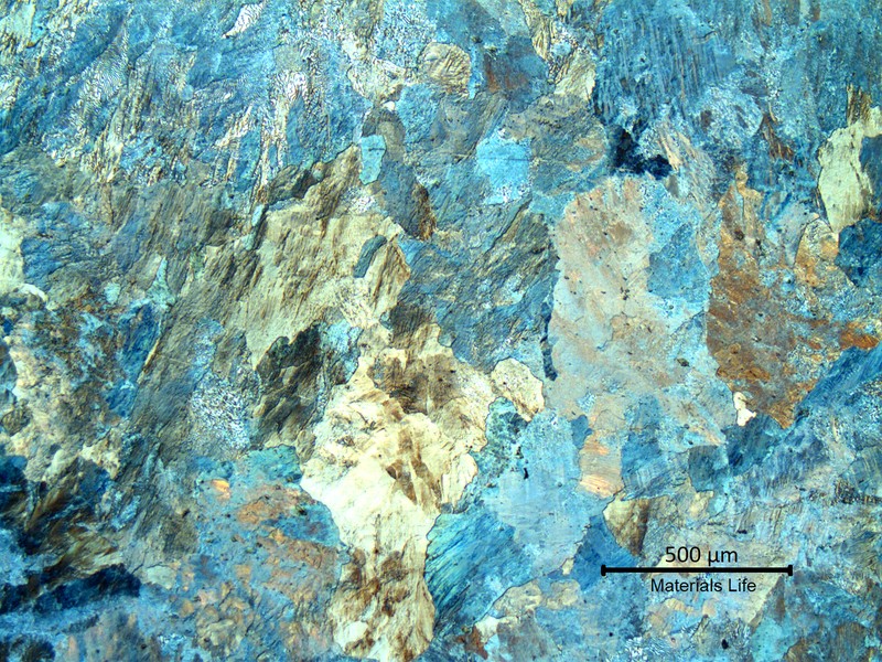 Micrographic aspect of the rim microstructure at the surface (internal to the wheel), not the heat treated one. The pearlitic structure is not so coarse than in the center of the thickness.