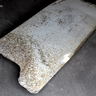 Aspect as received, side B, of the same part.  Side B is the external side of the rectangular tube, that was in contact with the electric furnace atmosphere.  This surface of side B presented less degradation than the internal surface (side A).