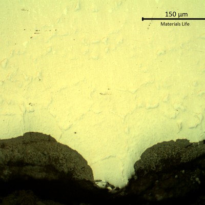 SAMPLE 3, CLOSE TO THE SURFACE OF SIDE A - Micrography, as polished, of the oxides at the process side.  In this region there is an oxide layer, not continuous but with no localized penetrations.