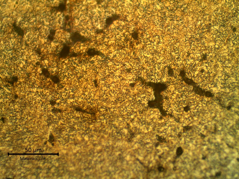 Micrographic detail of the weld metal presenting hot cracks, at interdendritic positions, interconected.