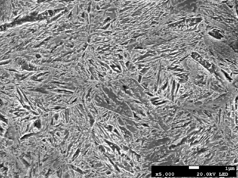 Micrographic detail of the martensitic structure.