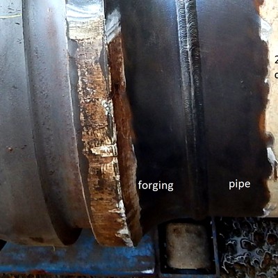The drilling connector, 21" diameter, presented a crack at the margin of the weld in the forging side (left side of the weld in the figure).