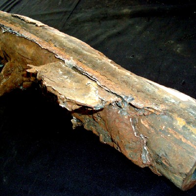 Aspect of the 3 1/2" diameter tube after the water leakage in high temperature.
